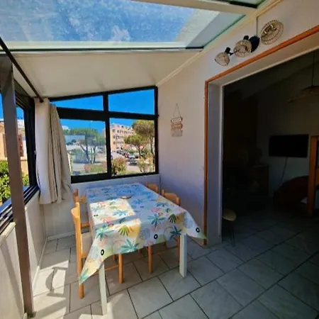 Appartement A 200M De La Mer Avec Place De Parking Apartment *