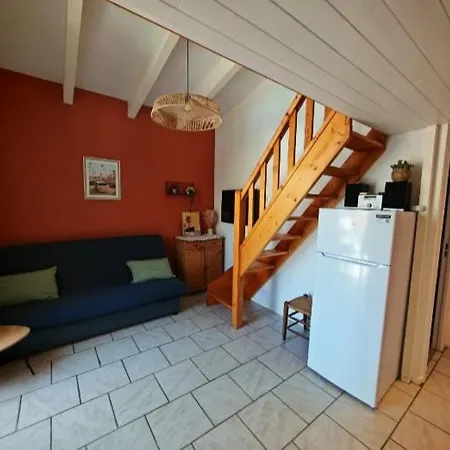 Apartment Appartement A 200M De La Mer Avec Place De Parking Le Barcarès